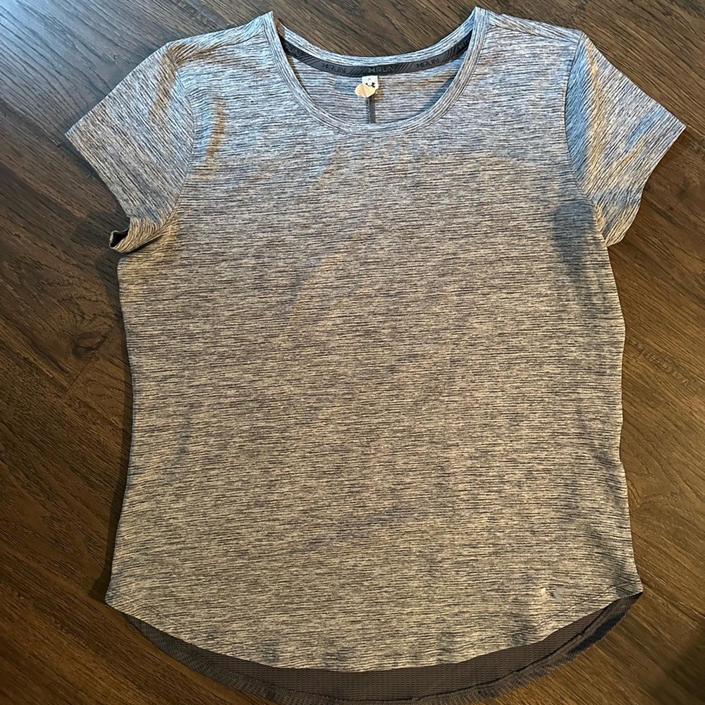 Under Armour Gray Women's Top - Large
